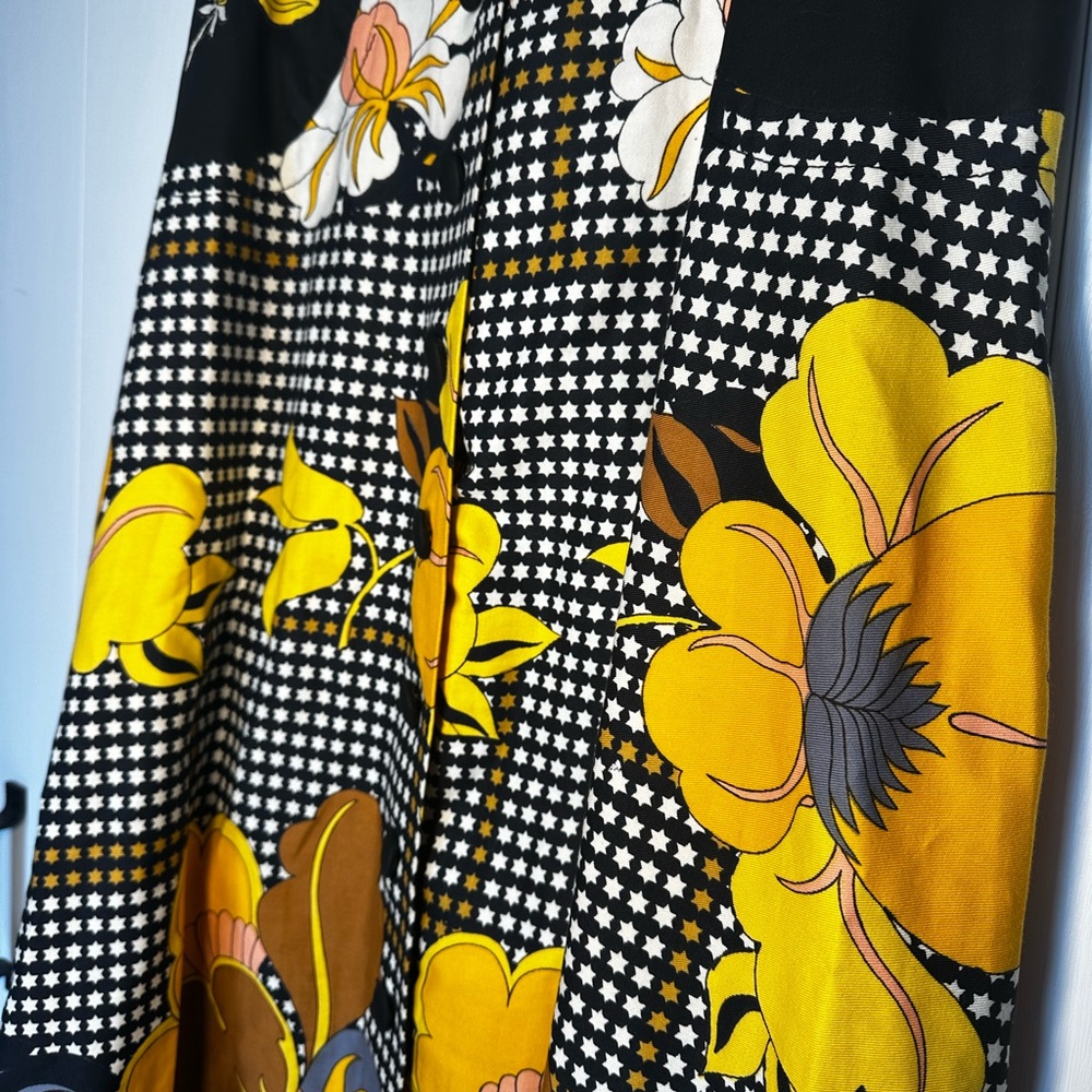 💫  Vintage 1960’s Handmade Floral Button Down‎ Flare Skirt - Picture 2 of 4